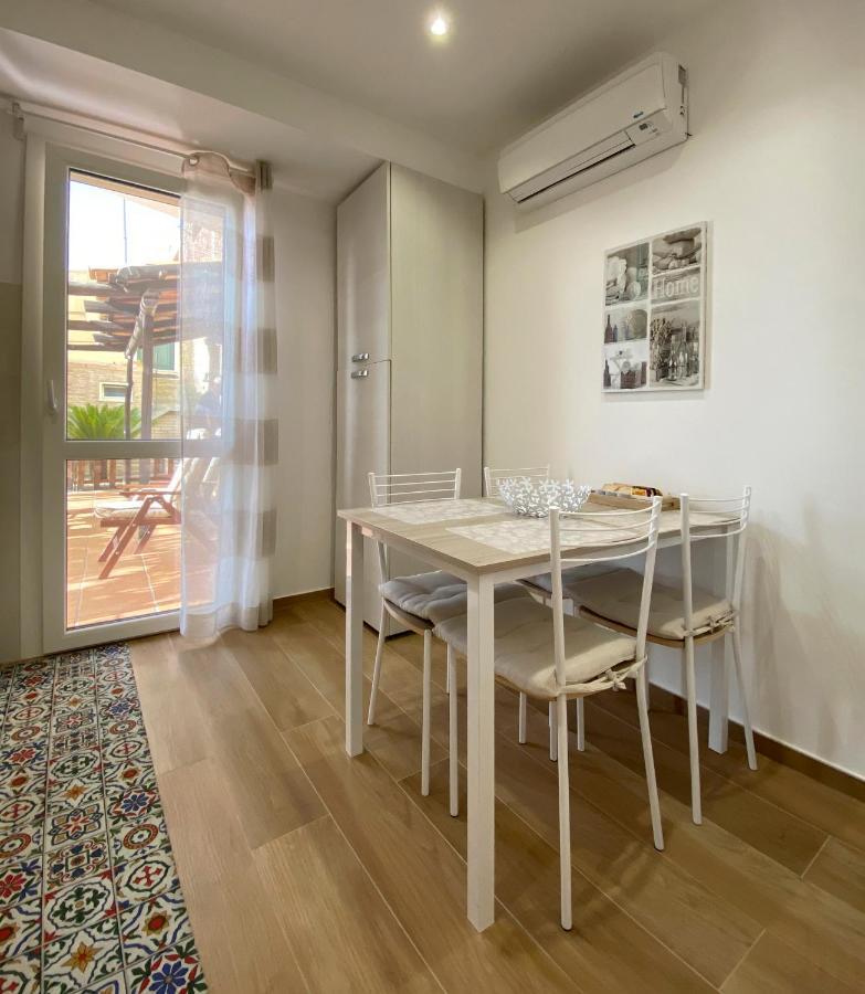 Casa Vacanze Marale كاستلمولا المظهر الخارجي الصورة