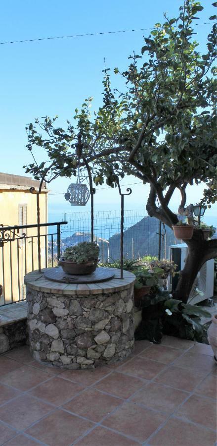 Casa Vacanze Marale كاستلمولا المظهر الخارجي الصورة
